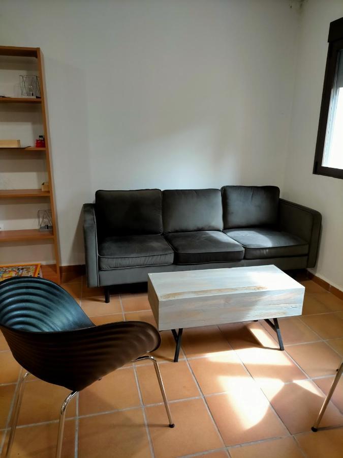 Albergue Santa Barbara Aliaga エクステリア 写真