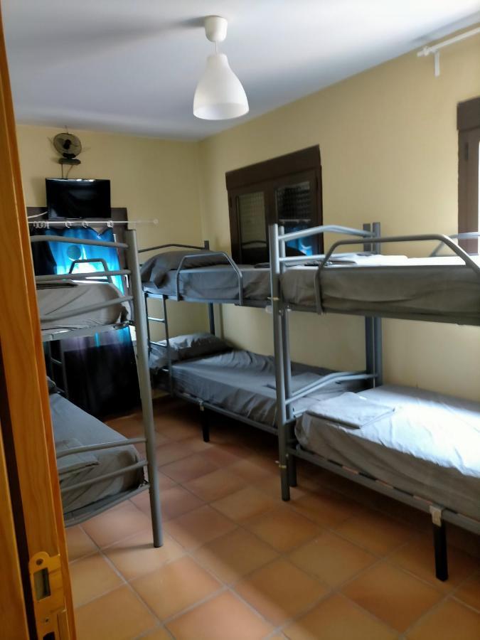 Albergue Santa Barbara Aliaga エクステリア 写真