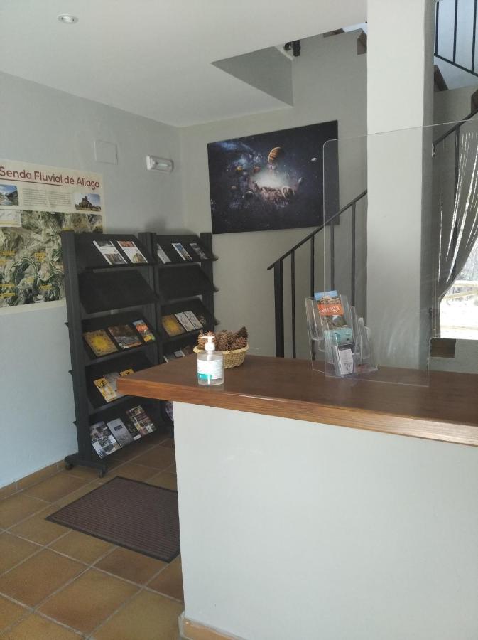 Albergue Santa Barbara Aliaga エクステリア 写真