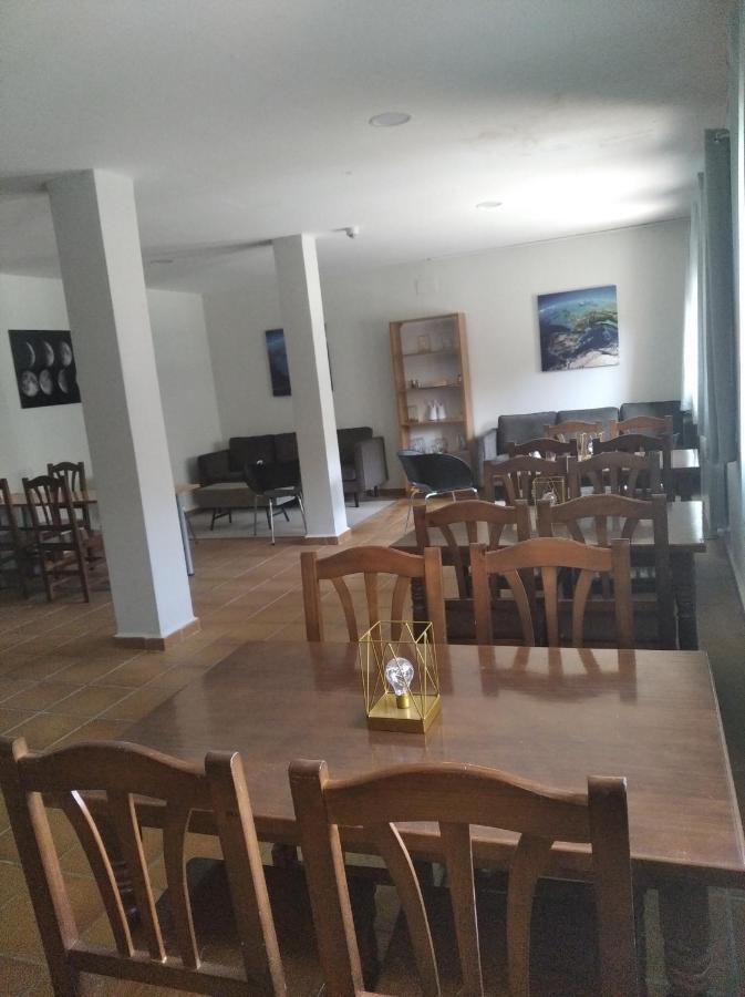 Albergue Santa Barbara Aliaga エクステリア 写真